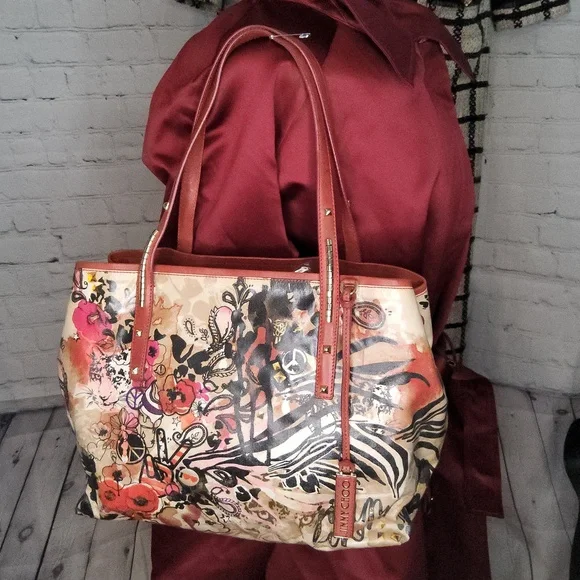 トートバッグ JIMMY CHOO N/S TOTE MEDIUM IN CANVAS CANDY Jimmy Choo Medium N/S Tote Bag | Neutrals | FARFETCH